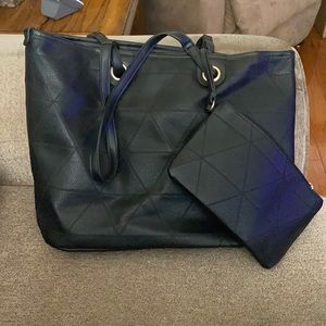 Leather tote with wristlet